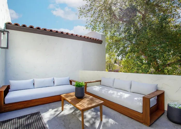 Chic 3br Escape Steps From Old Town Bars Free Parking * Scottsdale
